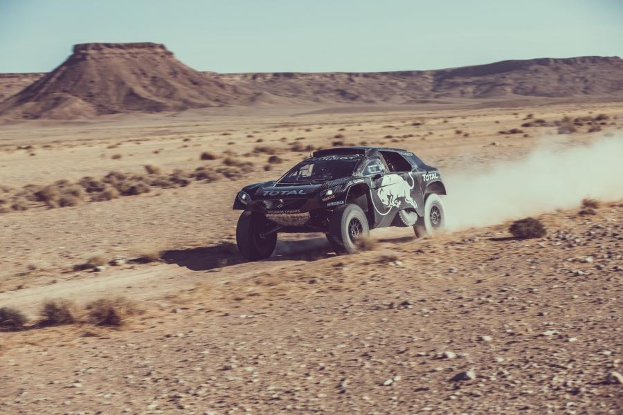  Peugeot 2008 DKR16 2015 года  (фото 8 из 25)